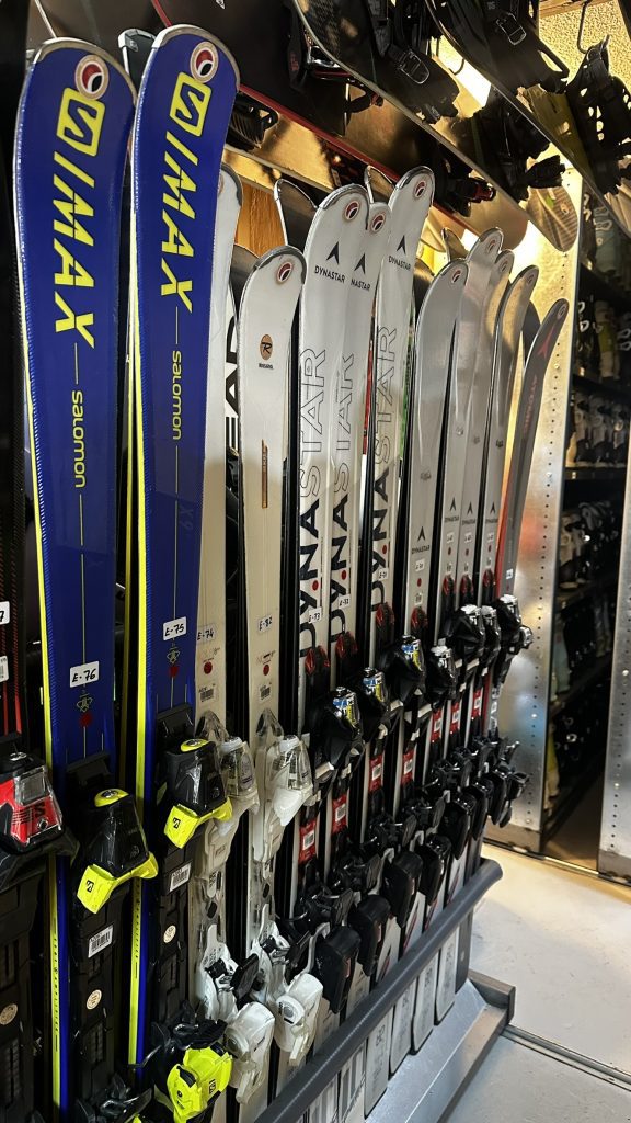 Alquiler material y ropa de esquí